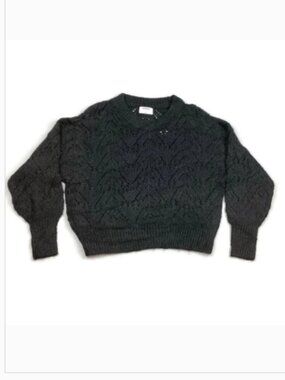 Old Navy Men’s Black Pullover Sweater NEW!